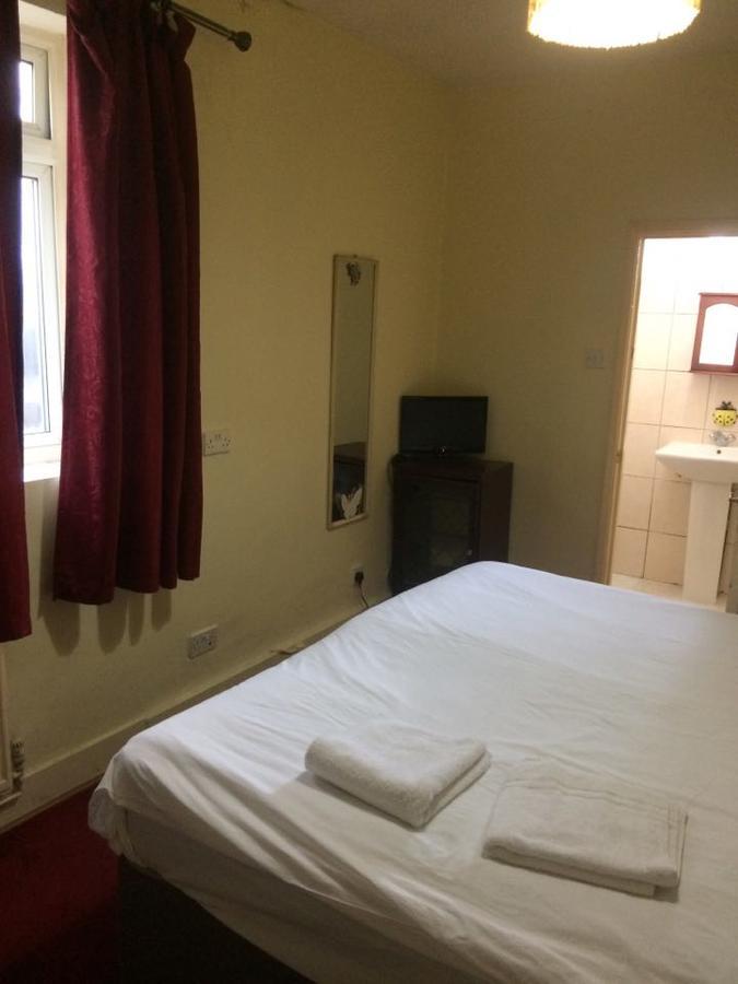 Harrow Bed & Breakfast London Borough of Harrow Exterior foto