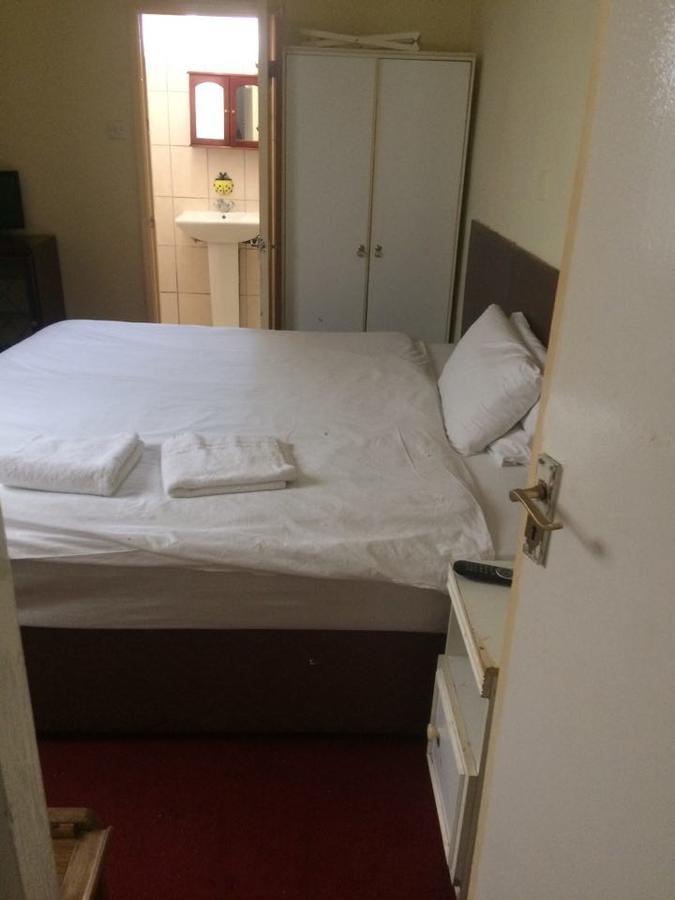 Harrow Bed & Breakfast London Borough of Harrow Exterior foto